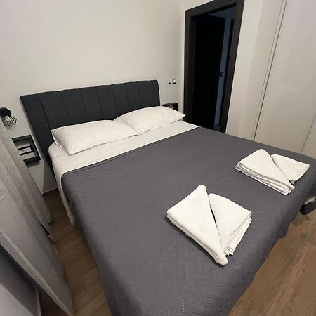 Apartmani Karla Paklenica Starigrad Exterior photo