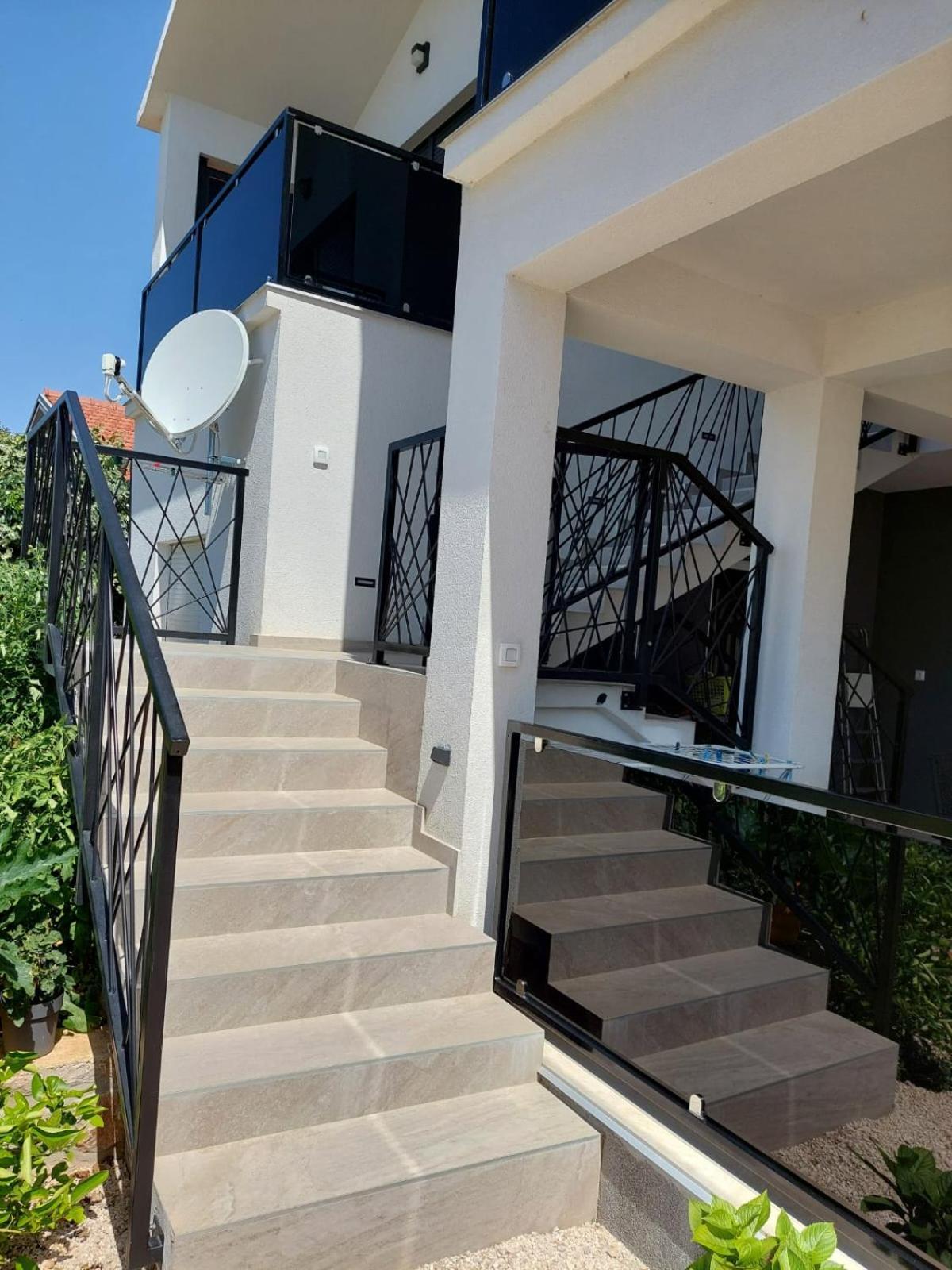 Apartmani Karla Paklenica Starigrad Exterior photo