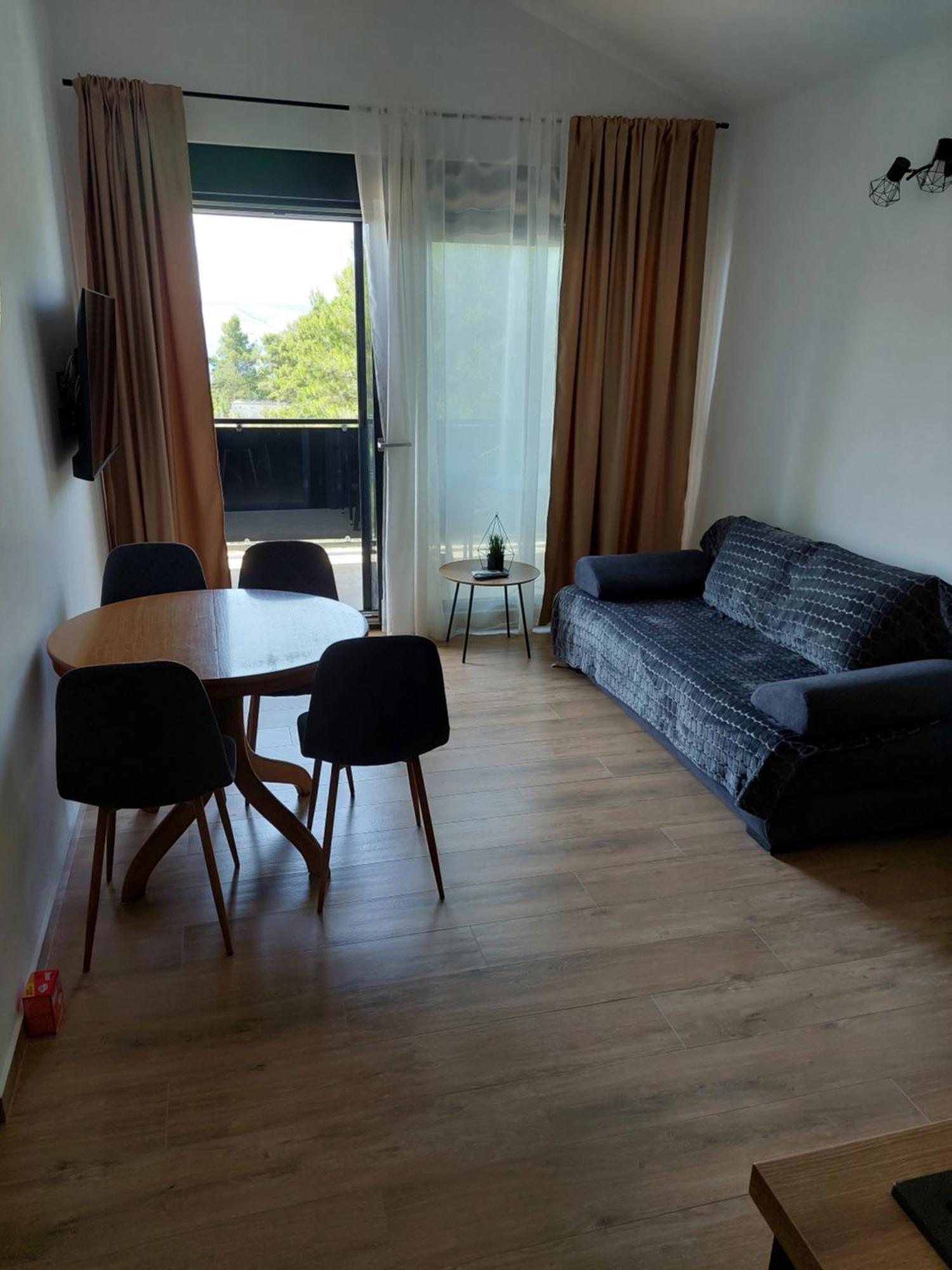 Apartmani Karla Paklenica Starigrad Exterior photo