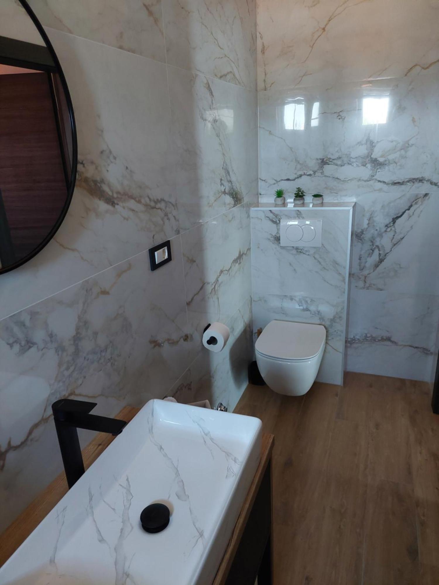 Apartmani Karla Paklenica Starigrad Exterior photo